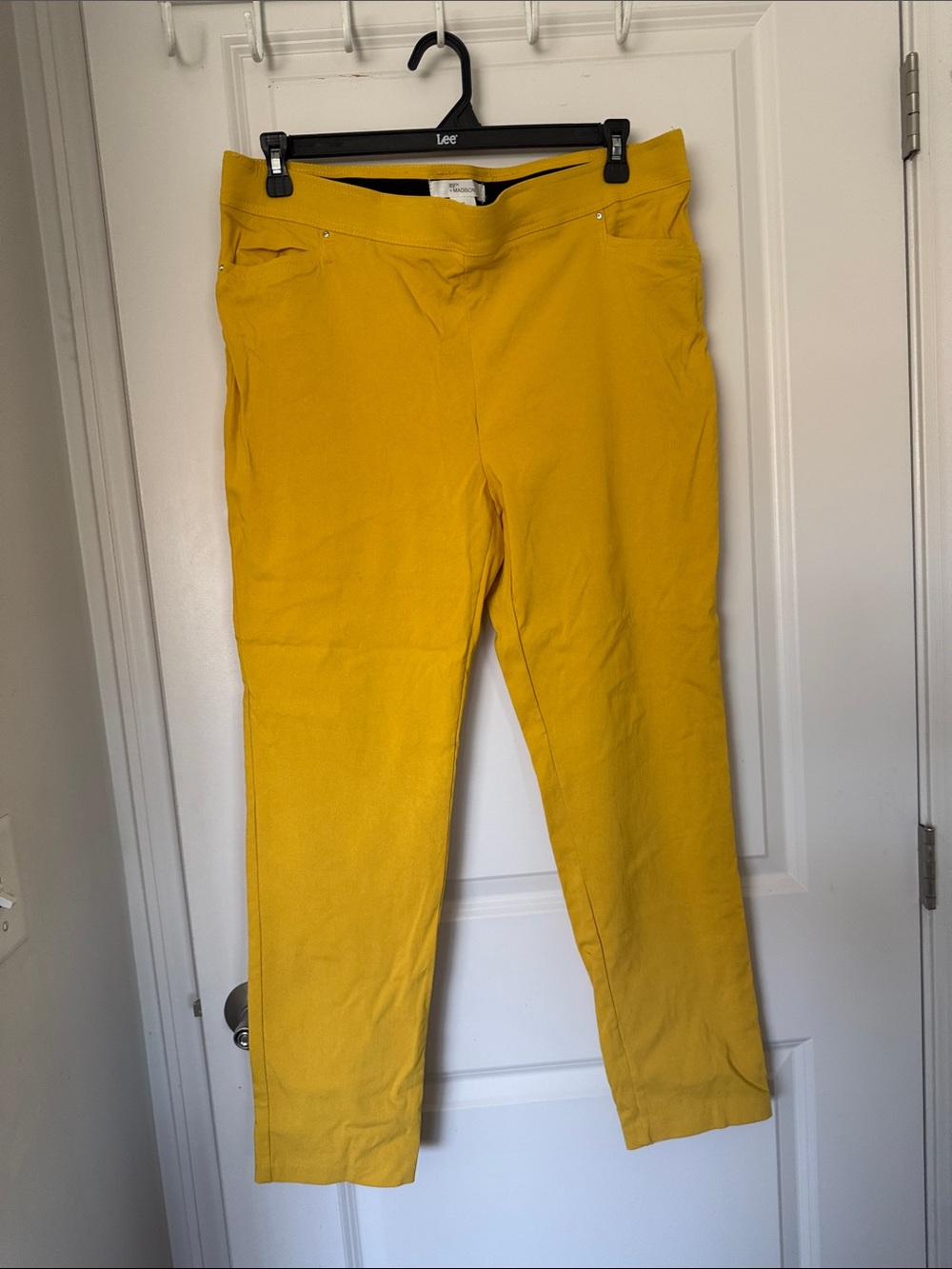 89th & Madison Bright Yellow Jeggings